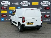 Used Vauxhall Combo 100 HP (73 kW) 2021 White MPV