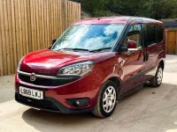 Używany Fiat Doblò Active 95 KM (69 kW) 2019 Czerwony Minivan