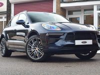 Used Porsche Macan Turbo 440 HP (323 kW) 2019 Blue SUV