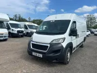 Used Peugeot Boxer 130 HP (95 kW) 2018 White Van