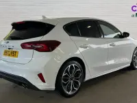 Used Ford Focus ST-Line X 125 HP (91 kW) 2024 White Hatchback