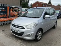 Used Hyundai i10 Active 83 HP (61 kW) 2013 Silver Hatchback