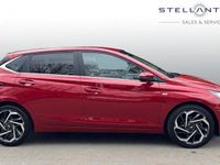 Używany Hyundai i20 Premium 99 KM (72 kW) 2023 Czerwony Hatchback