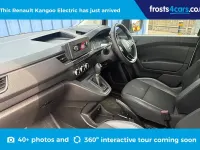 Used Renault Kangoo 89 kW (122 HP) 2024 White MPV