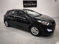 Used Hyundai i30 SE 110 HP (80 kW) 2015 Black Hatchback
