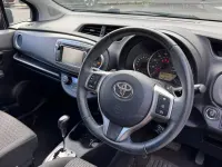 Used Toyota Yaris Multidrive S 99 HP (72 kW) 2014 Grey Hatchback