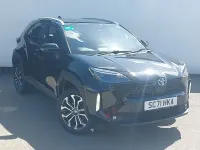 Used Toyota Yaris Hybrid Design 116 HP (85 kW) 2022 Black Estate