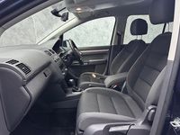 Used VW Touran SE 105 HP (77 kW) 2015 Blue MPV