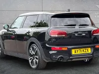 Usado Mini Cooper Clubman 136 CV (100 kW) 2021 Negro Familiar