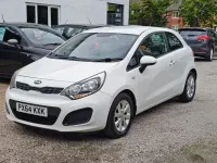Used Kia Rio 84 HP (61 kW) 2014 White Hatchback