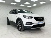 Used Vauxhall Grandland X Elite 130 HP (95 kW) 2018 White SUV