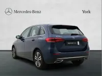 Begagnad Mercedes B200 147 HK (108 kW) 2022 Blå Minibuss