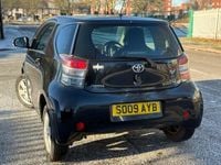 Used Toyota iQ 68 HP (50 kW) 2009 Black Hatchback