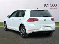 Used VW Golf VIII Edition 113 HP (83 kW) 2020 White Hatchback