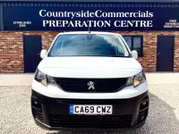 Used Peugeot Partner 100 HP (73 kW) 2020 White MPV