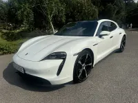 Used Porsche Taycan Performance Package 350 kW (476 HP) 2023 White Estate