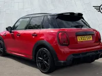 Used Mini Cooper Hatch 134 HP (98 kW) 2022 Red Hatchback