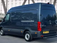 Begagnad Mercedes Sprinter 150 HK (110 kW) 2025 Grå Van