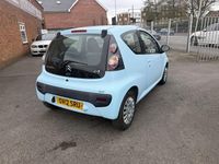 Usado Citroën C1 VTR Sport 68 HP (50 kW) 2012 Azul Citadino