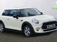 Used Mini ONE Hatch 102 HP (75 kW) 2017 White Hatchback