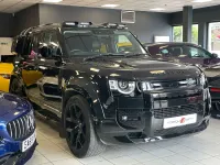 Usado Land Rover Defender SE 2020 Preto SUV
