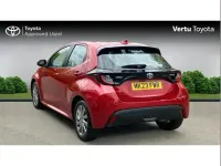 Used Toyota Yaris Hybrid 113 HP (83 kW) 2023 Red Hatchback