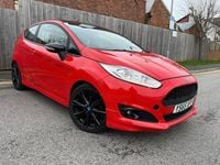 Used Ford Fiesta Zetec 140 HP (102 kW) 2016 Red Hatchback
