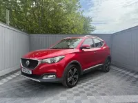Używany MG ZS Exclusive 106 KM (77 kW) 2018 Czerwony SUV