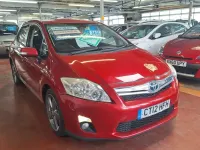 Used Toyota Auris Hybrid 2012 Red Hatchback