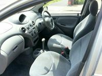Used Toyota Yaris 2000 Hatchback