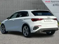 Begagnad Audi A3 S-Line 108 HK (79 kW) 2024 Vit Halvkombi