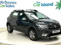 Used Dacia Sandero Lauréate 90 HP (66 kW) 2018 Grey Hatchback