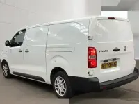 Used Vauxhall Vivaro S 150 HP (110 kW) 2020 White MPV