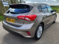 Used Ford Focus Titanium 125 HP (91 kW) 2018 Silver Hatchback
