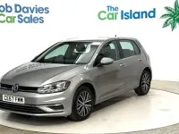 Used VW Golf VII SE 110 HP (80 kW) 2017 Silver Hatchback