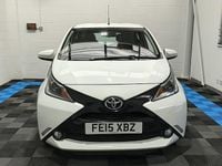 Begagnad Toyota Aygo x-press 2015 Vit Halvkombi