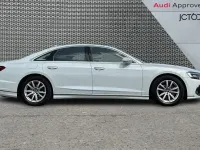 Used Audi A8L Sport 286 HP (210 kW) 2023 White Sedan