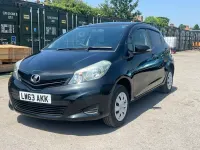 Used Toyota Yaris 2014 Black Hatchback