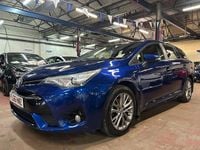 Used Toyota Avensis Business Edition 147 HP (108 kW) 2016 Blue Estate