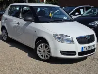Used Skoda Fabia 2010 White Hatchback