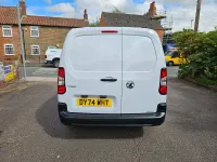 Used Vauxhall Combo S 100 HP (73 kW) 2024 White MPV