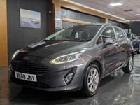 Used Ford Fiesta Zetec 100 HP (73 kW) 2018 Grey Hatchback