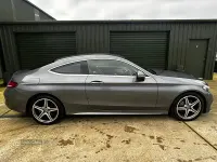 Usado Mercedes C220 AMG line 170 HP (125 kW) 2018 Cinzento Coupé