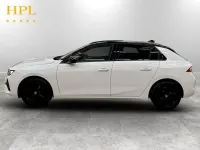 Used Vauxhall Astra S 130 HP (95 kW) 2024 White Hatchback