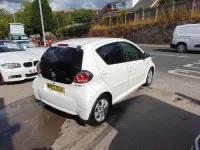 Used Toyota Aygo 68 HP (50 kW) 2012 White Hatchback
