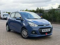 Usado Hyundai i10 SE 83 CV (61 kW) 2016 Azul Utilitario
