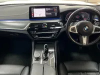 Used BMW 520 M Sport 190 HP (139 kW) 2022 Alpine white  Estate