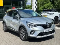 Używany Renault Captur Techno 91 KM (66 kW) 2024 Szary SUV