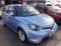 Begagnad MG MG3 106 HK (77 kW) 2014 Blå Halvkombi