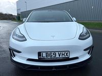 Used Tesla Model 3 Performance 82 kW (112 HP) 2019 White Sedan